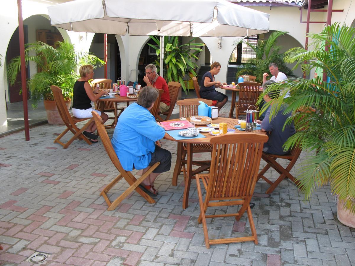 Bed And Breakfast Toni Kunchi Willemstad Exterior photo