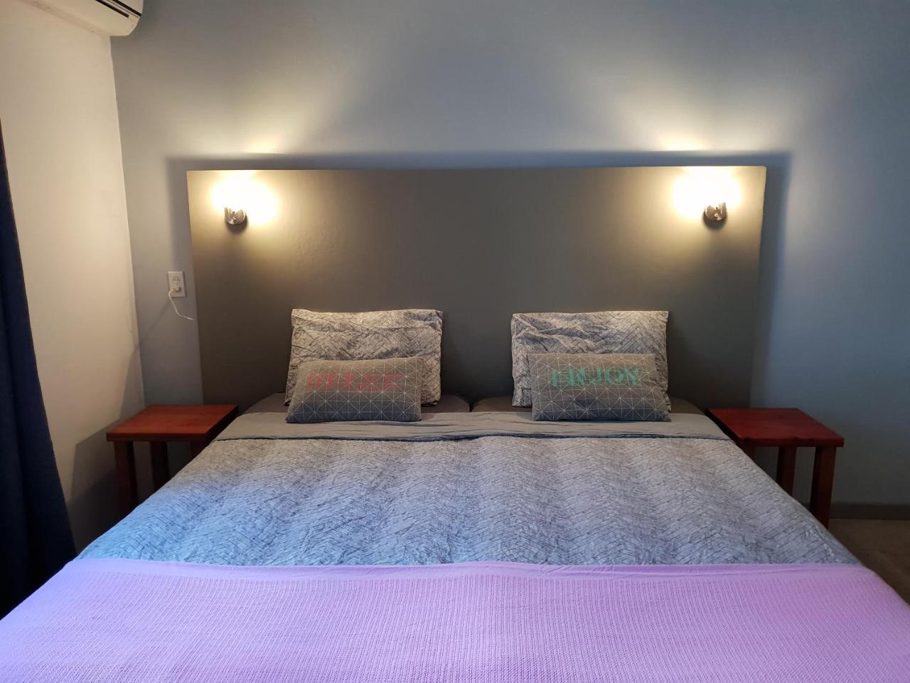 Bed And Breakfast Toni Kunchi Willemstad Exterior photo